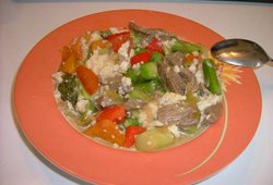 kiauliena-su-kuskusu-ir-darzovemis.jpg