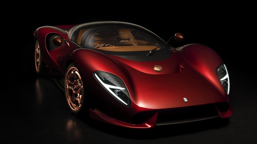 Naujasis De Tomaso P72