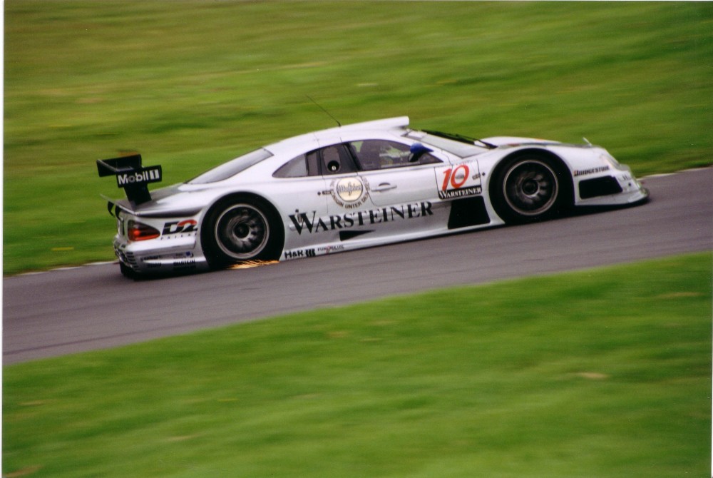 Mercedes-Benz_CLK_GTR_10