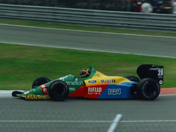 Thierry_Boutsen_1988_Canada