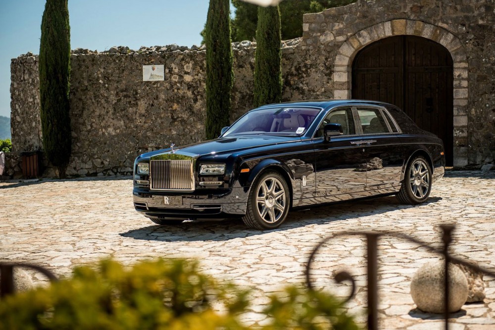 3-Rolls-Royce-Phantom