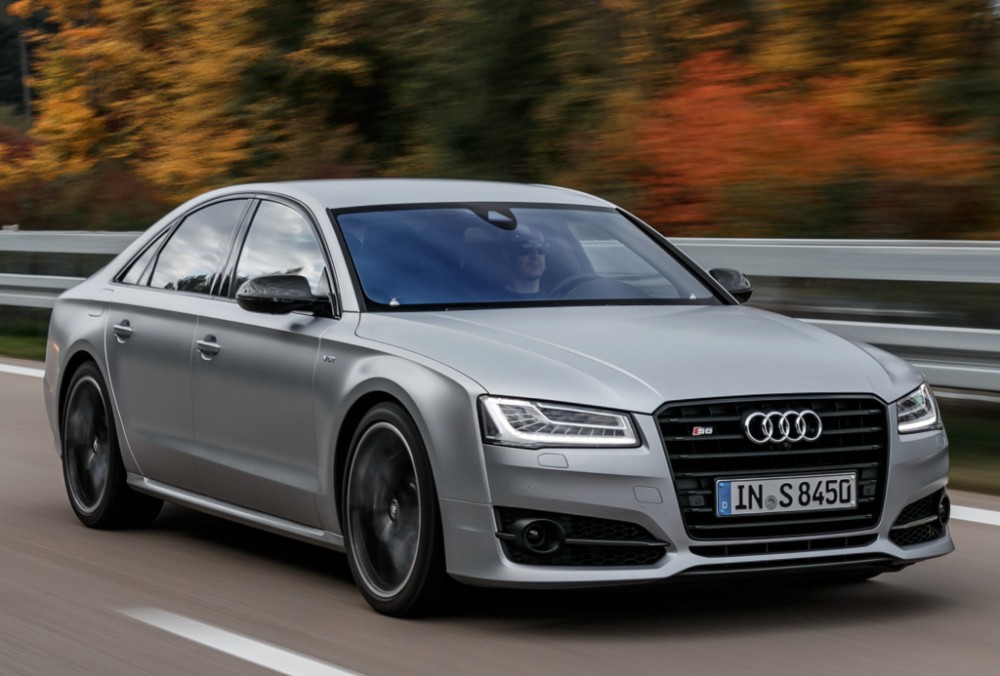 audi_s8_plus_23