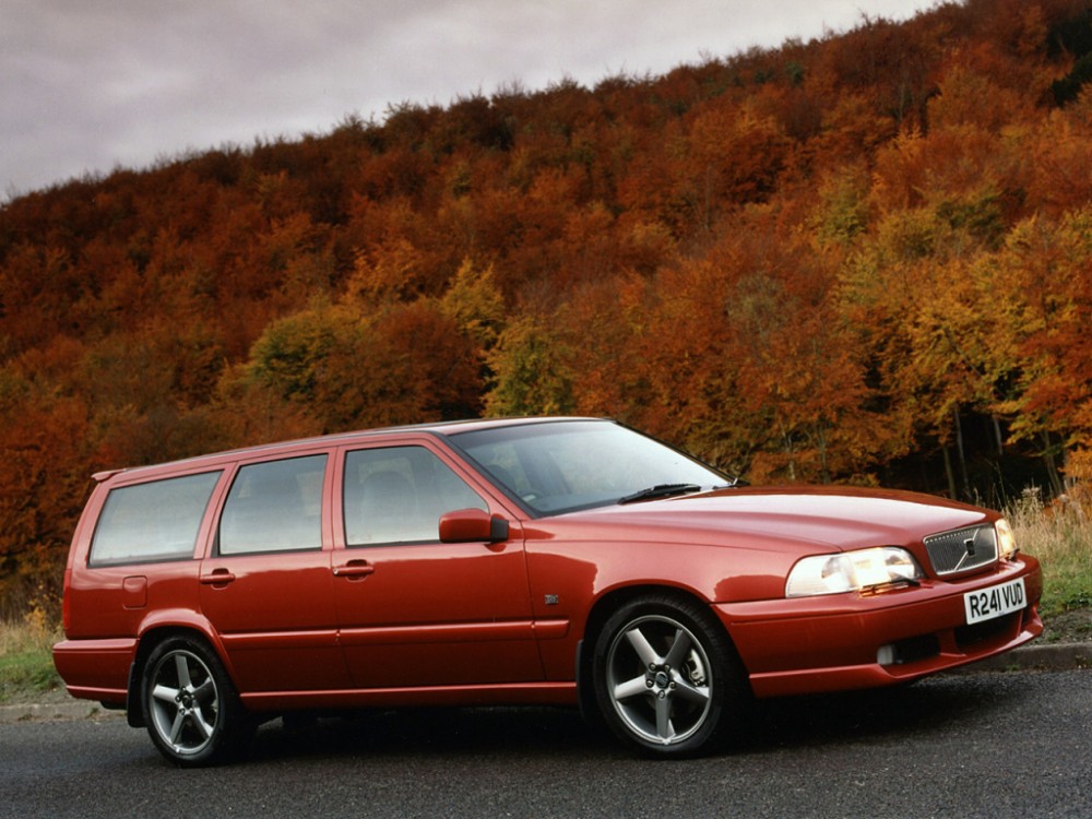 Volvo V70 R (4)