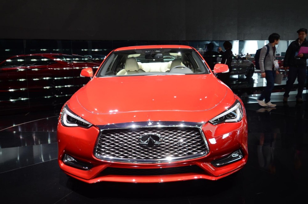 Infinti Q60 (2)