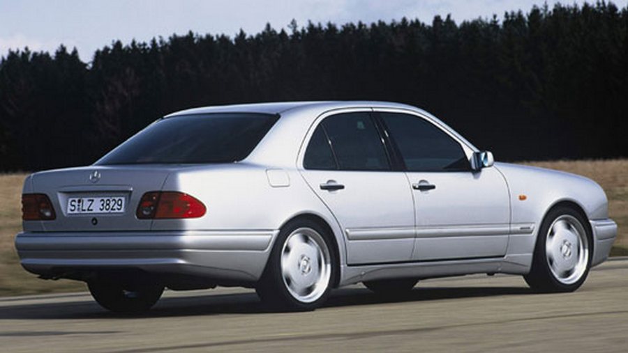 mercedes-e36-amg-w210