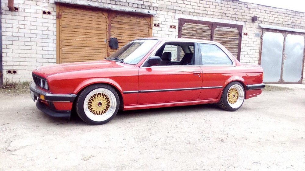 E30 (2)