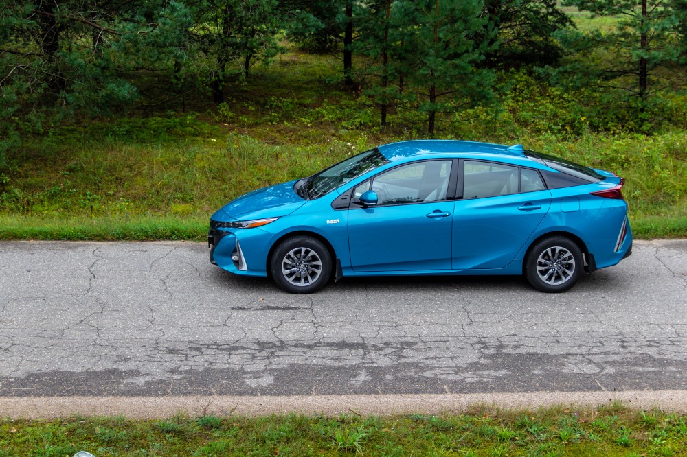 Toyota Prius Plug-In Hybrid testas