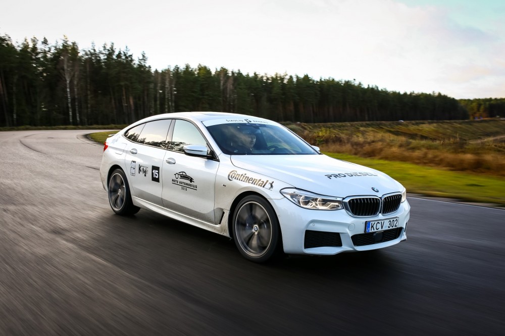 <a href='https://www.autobilis.lt/skelbimai/naudoti-automobiliai/bmw' target='_blank' class='phrase'>BMW</a> 630d Xdrive Gran Turismo