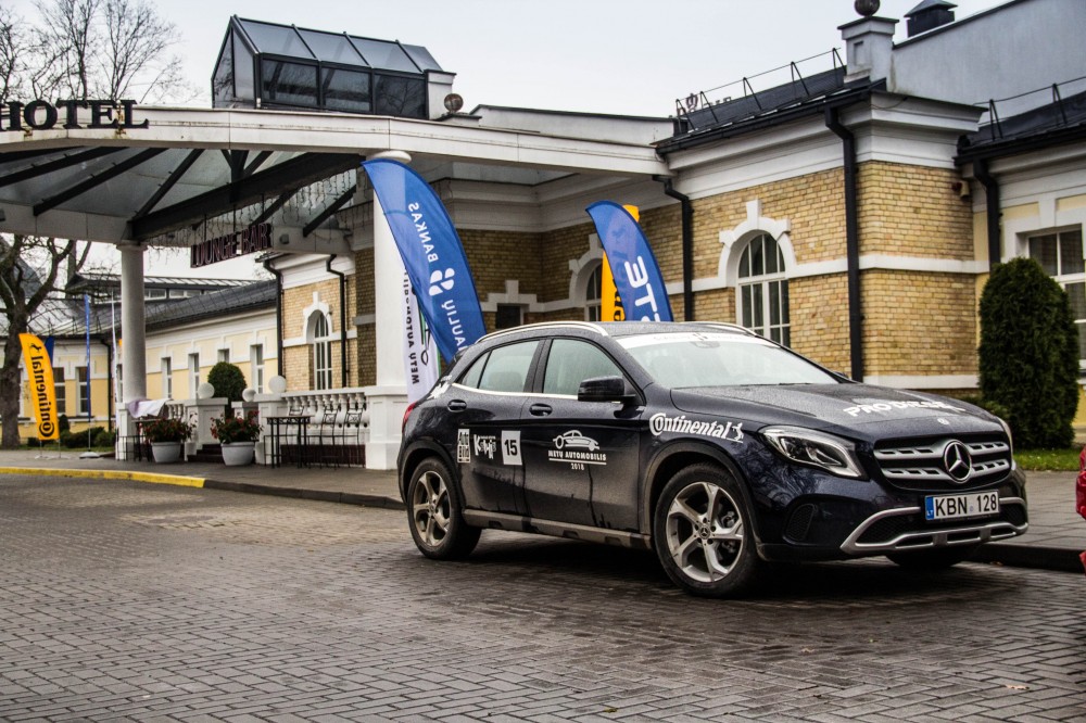 Atnaujintas Mercedes Benz GLA