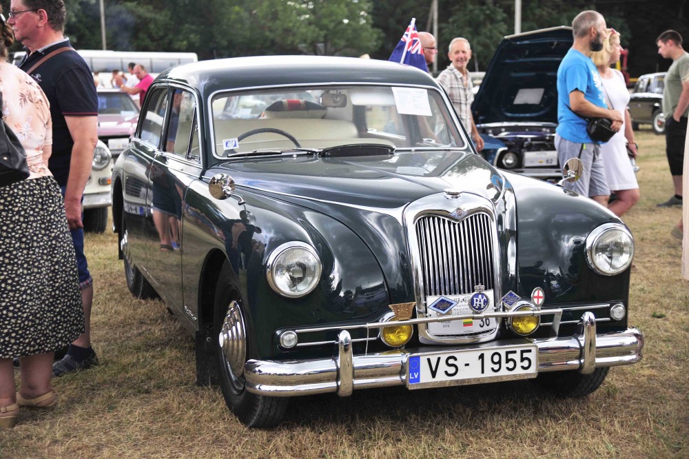 GERIAUSIA RESTAURACIJA – Riley Pathfinder, pag. 1955 m. Savininkas – Andris Vanags (Latvija). I. Daubaraitės nuotr.