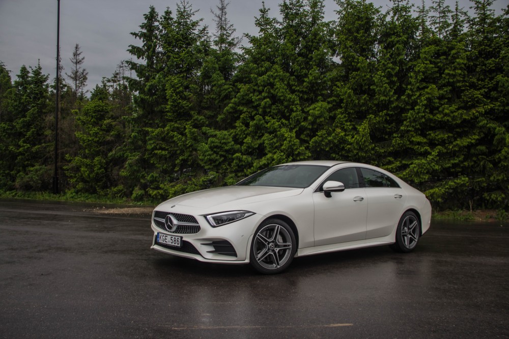 Palyginamasis testas: Audi A7 Sportback prieš Mercedes-Benz CLS