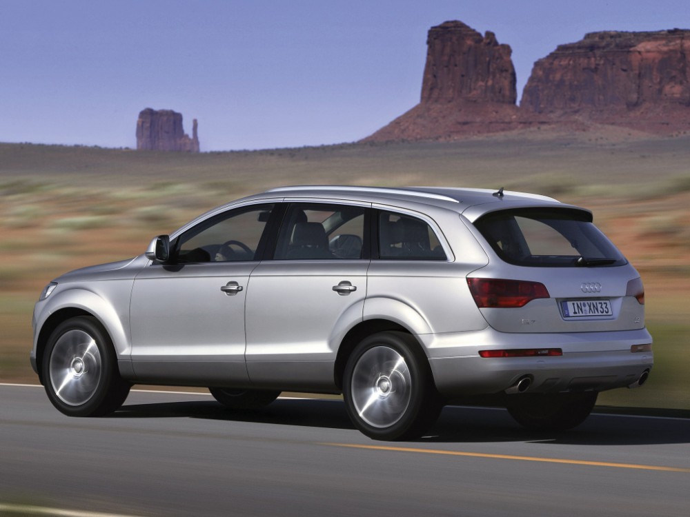 Audi Q7 4.2 quattro (4L) (9)