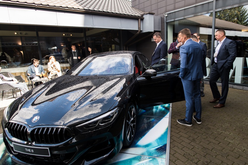 Naujos kartos BMW 8 serijos Gran Coupe