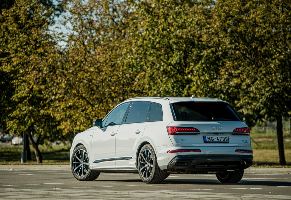 Atnaujintas Audi Q7