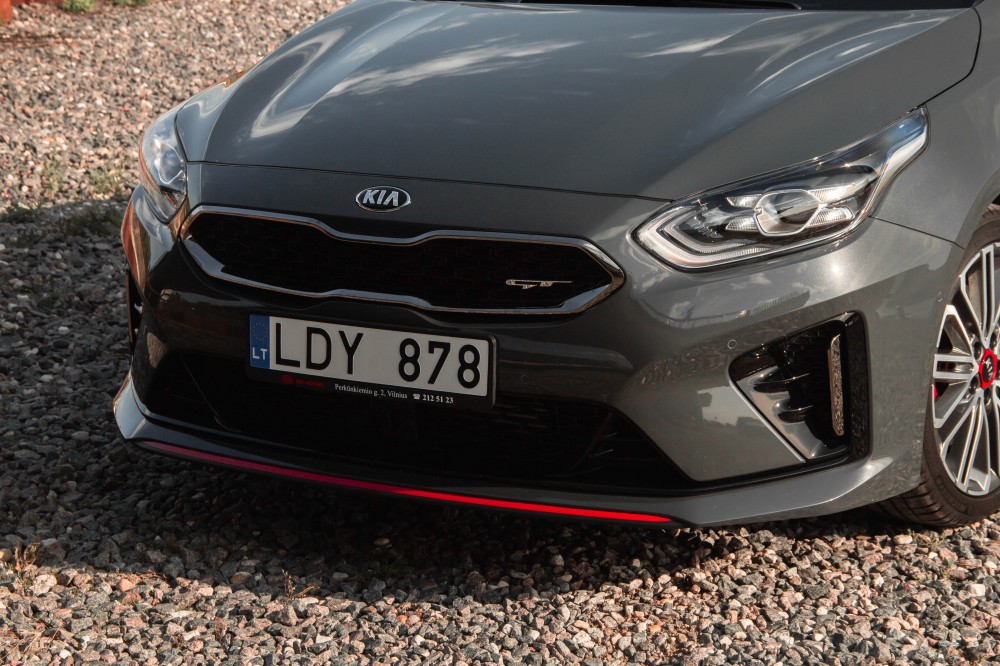 Kia ProCeed universalas