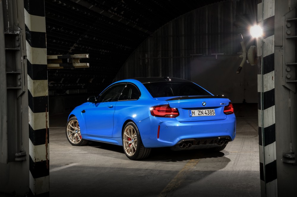 BMW M2 CS