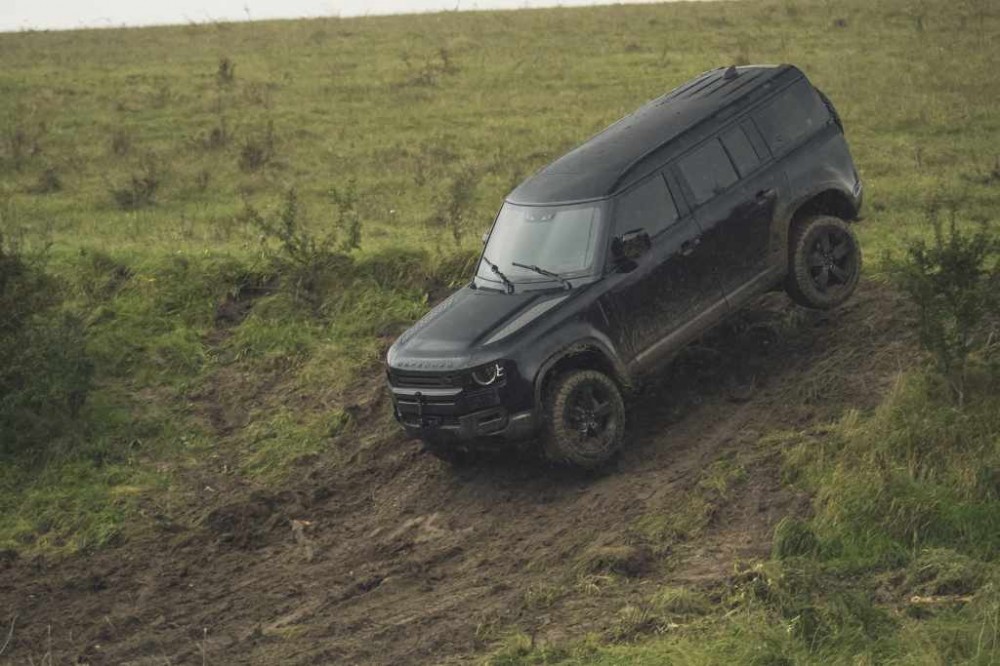 Naujos kartos Land Rover Defender