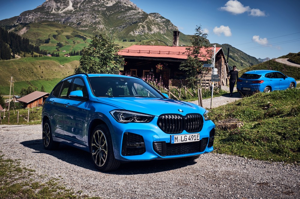 Hibridiniai BMW X1 ir BMW X2