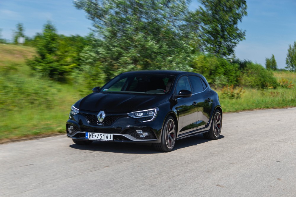 Renault Megane R.S. Trophy testas