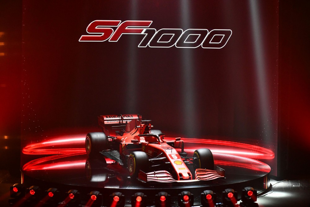 2020-ųjų sezonui paruoštas Ferrari SF1000