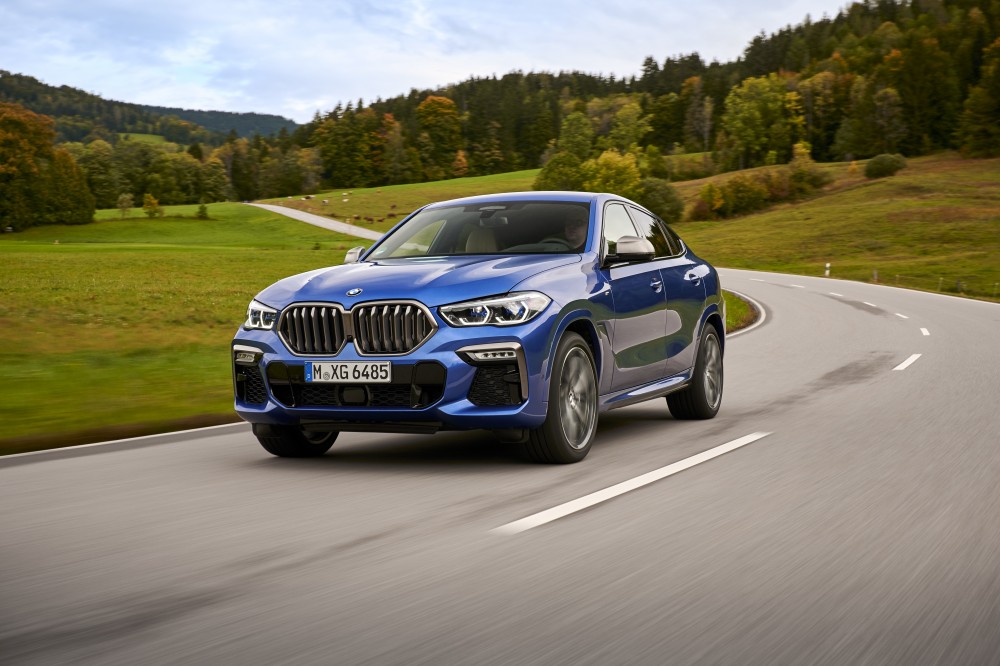 BMW X6 M50i