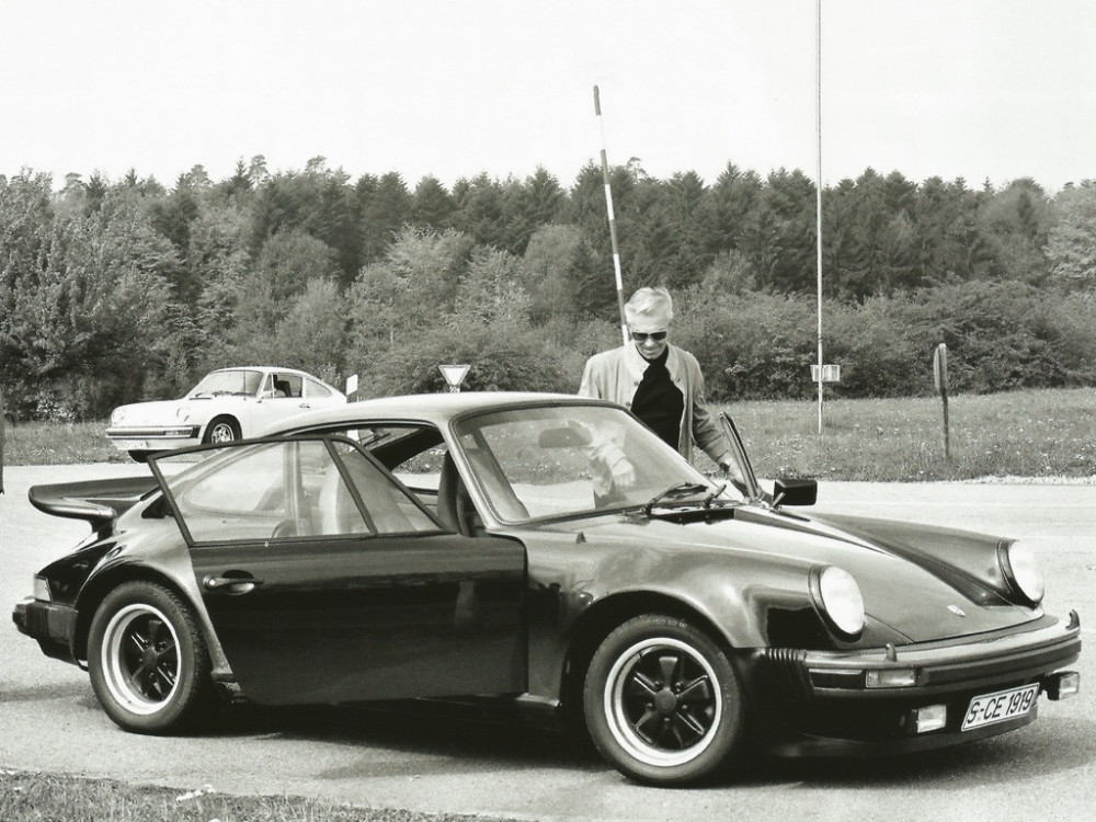 Pirmoji Porsche 911 Turbo karta