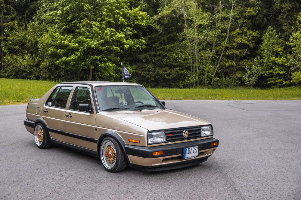 Edgaro Volkswagen Jetta