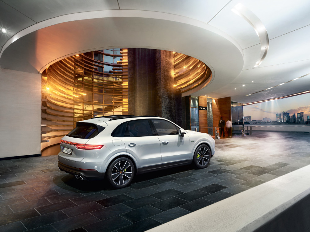 Hibridinis Porsche Cayenne E-Hybrid