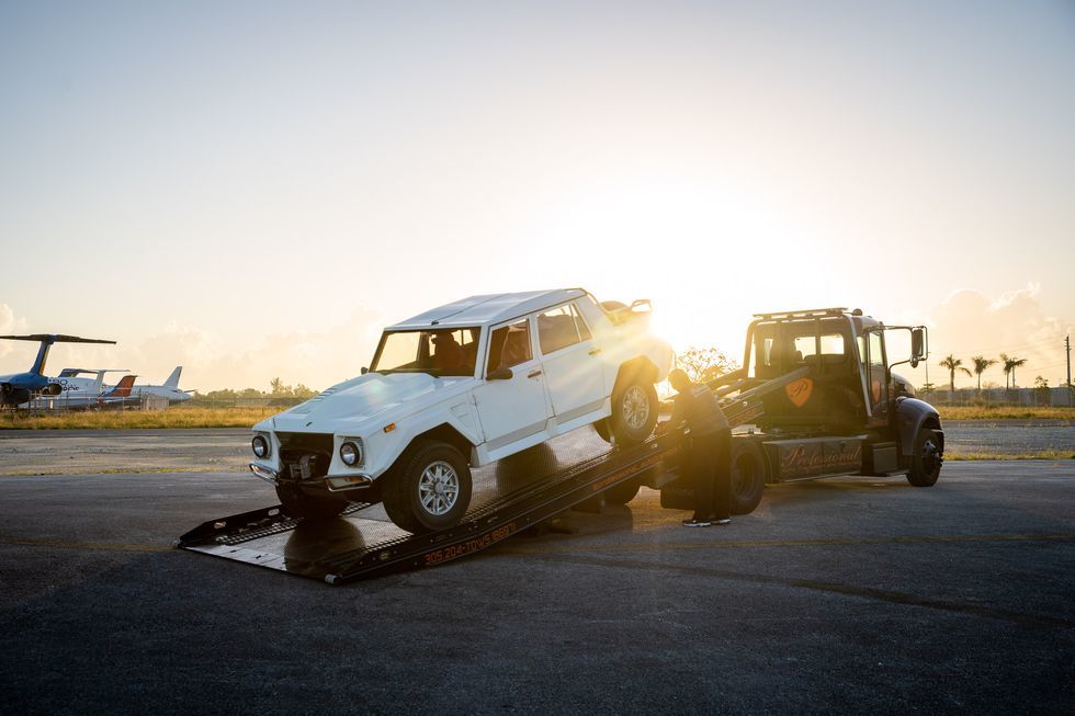 Lamborghini LM002