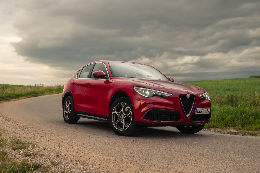 Atnaujintas Alfa Romeo Stelvio