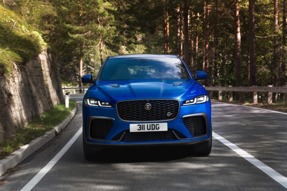 Jaguar has updated the high-performance SVR version of the F-Pace SUV