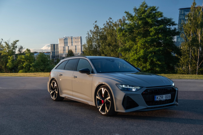 „Audi RS6 Avant“ testas: Kas per daug, tas nesveika?