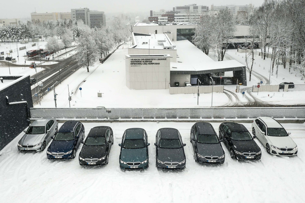 Medikų kelionėms karantino metu – BMW automobiliai