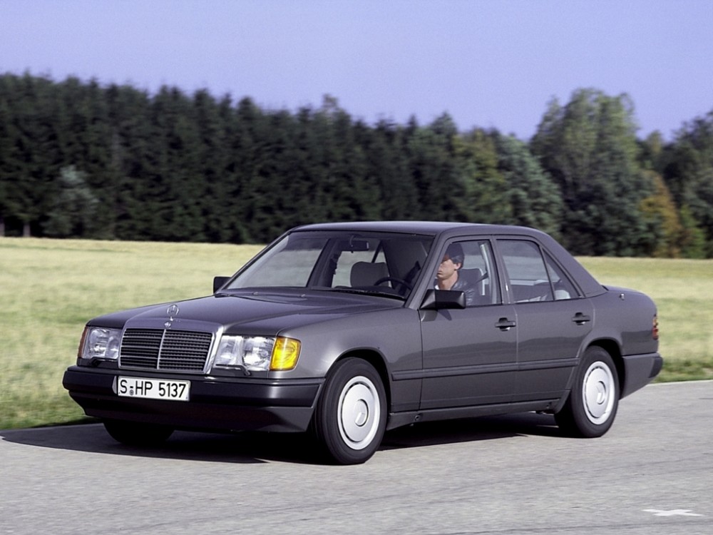 Mercedes-Benz 200 D