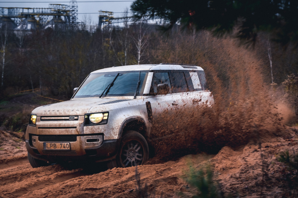 Naujos kartos Land Rover Defender