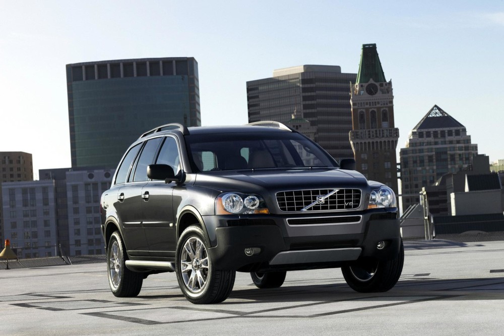 Volvo XC90 V8