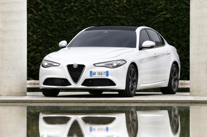 Išsami naudotos „Alfa Romeo Giulia“ apžvalga, kuri bando būti tiesiogine <a href='https://www.autobilis.lt/skelbimai/naudoti-automobiliai/bmw' target='_blank' class='phrase'>BMW</a> 3 serijos ir C klasės „<a href='https://www.autobilis.lt/skelbimai/naudoti-automobiliai/mercedes-benz' target='_blank' class='phrase'>Mercedes-Benz</a>“ alternatyva.