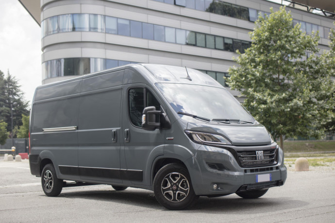 Lietuvoje ruošiamasi visapusiškai atnaujinto „Fiat Ducato“ pasirodymui