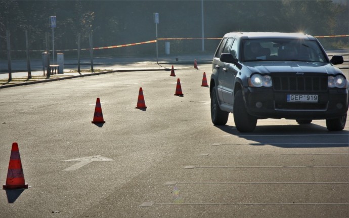 Finišavo vairuojančių moterų lenktynių serija „Ladies GO“