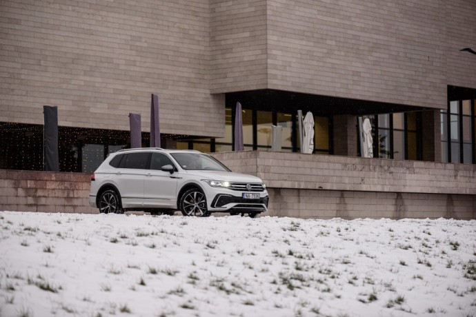 Lietuvoje pradedama atnaujinto septynviečio „Volkswagen Tiguan Allspace“ prekyba