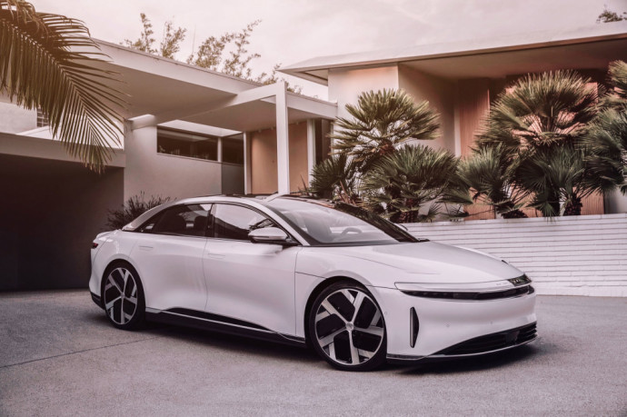 Lucid Air sedanas