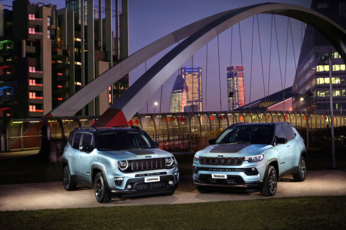 Jeep® Renegade e Compass e-Hybrid 