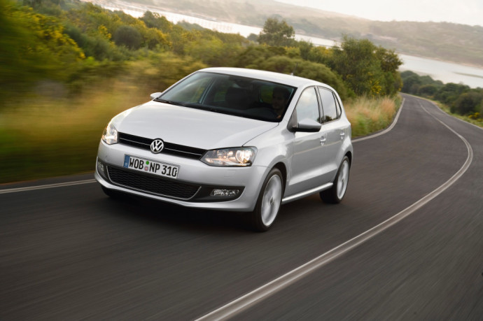 <a href='https://www.autobilis.lt/skelbimai/naudoti-automobiliai/volkswagen' target='_blank' class='phrase'>Volkswagen</a> Polo 1.4