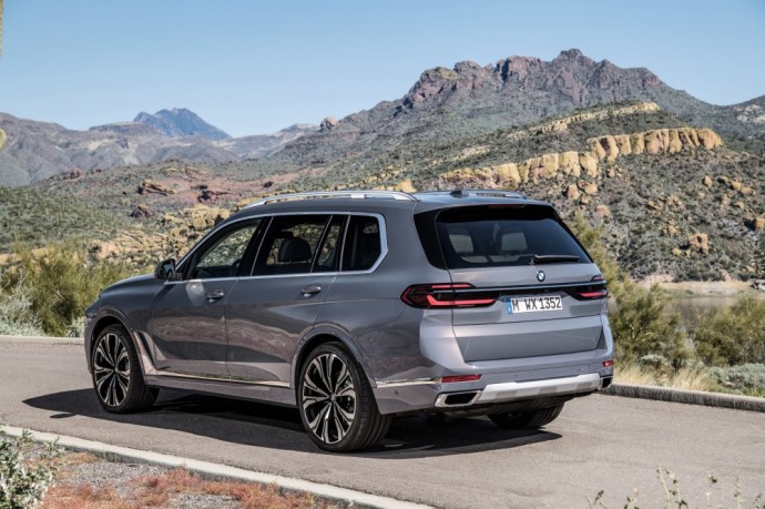 Atnaujintas BMW X7 demonstruoja ko galima tikėtis iš naujos 7 serijos 