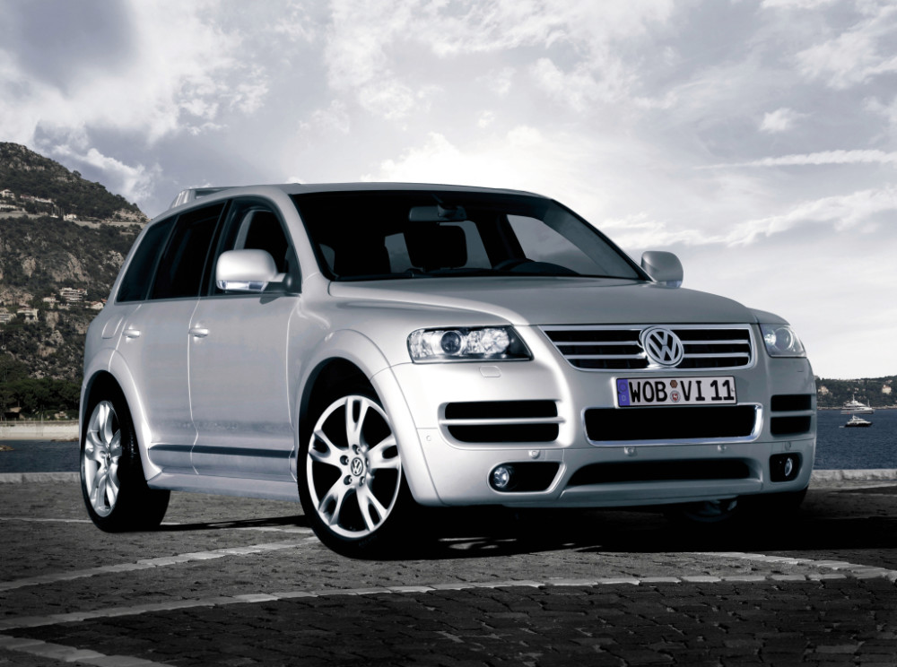 Volkswagen Touareg W12