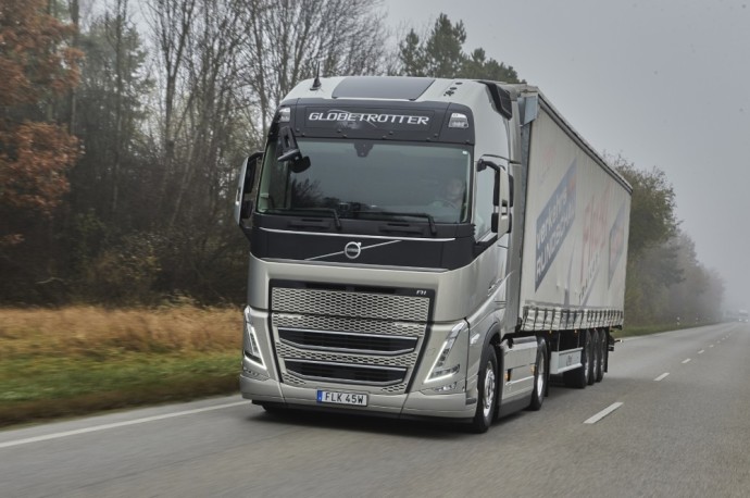 „Volvo FH“ su „I-Save“ sistema degalų sąnaudų bandyme 