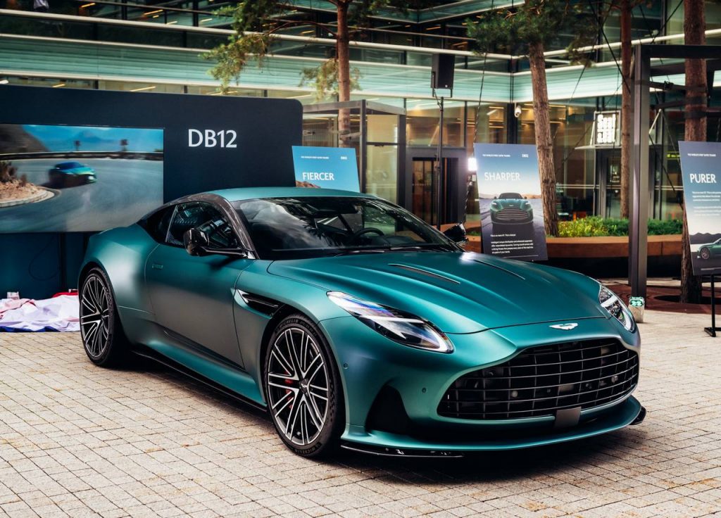 Aston Martin DB12 premjera Vilniuje