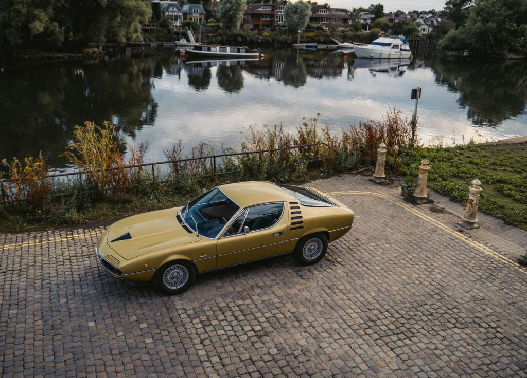 Alfa Romeo Montreal